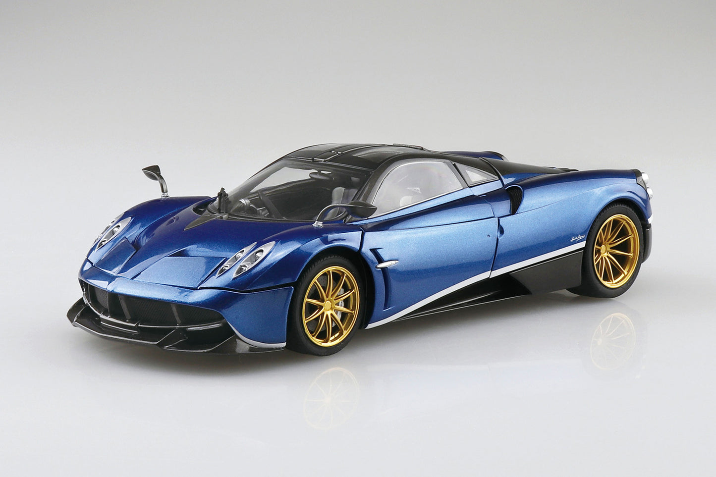 Aoshima 1/24 '16 PAGANI HUAYRA Pacchetto Tempesta