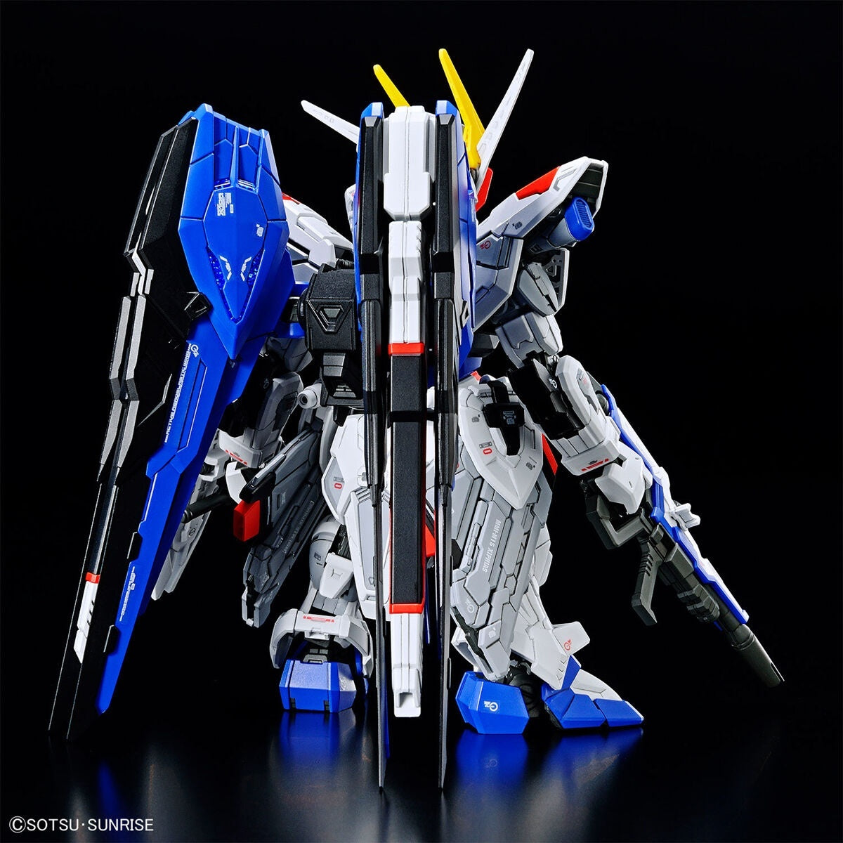 Bandai Master Grade SD Freedom Gundam