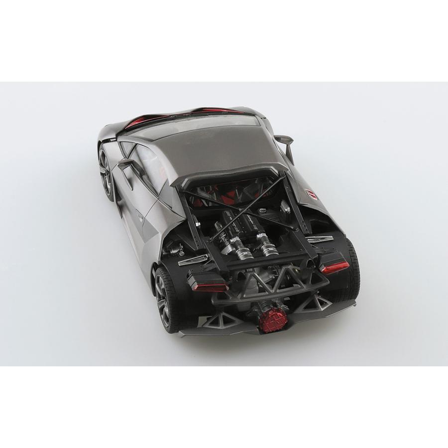 Aoshima 1/24 '10 Lamborghini Sesto Elemento