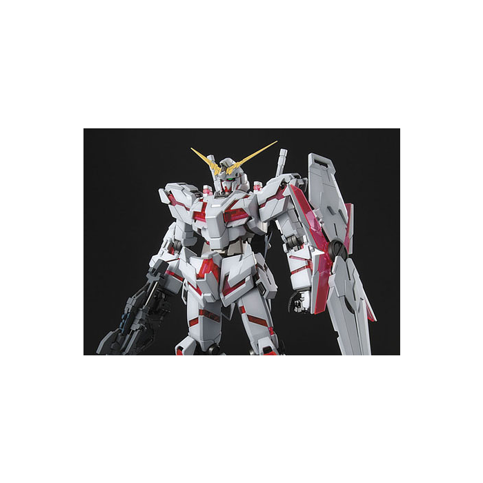 Bandai Master Grade 1/100 RX-0 Unicorn Gundam