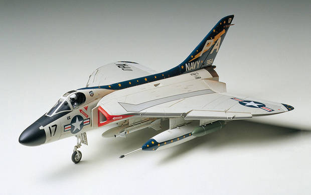 Tamiya Douglas F4D-1 Skyray 01