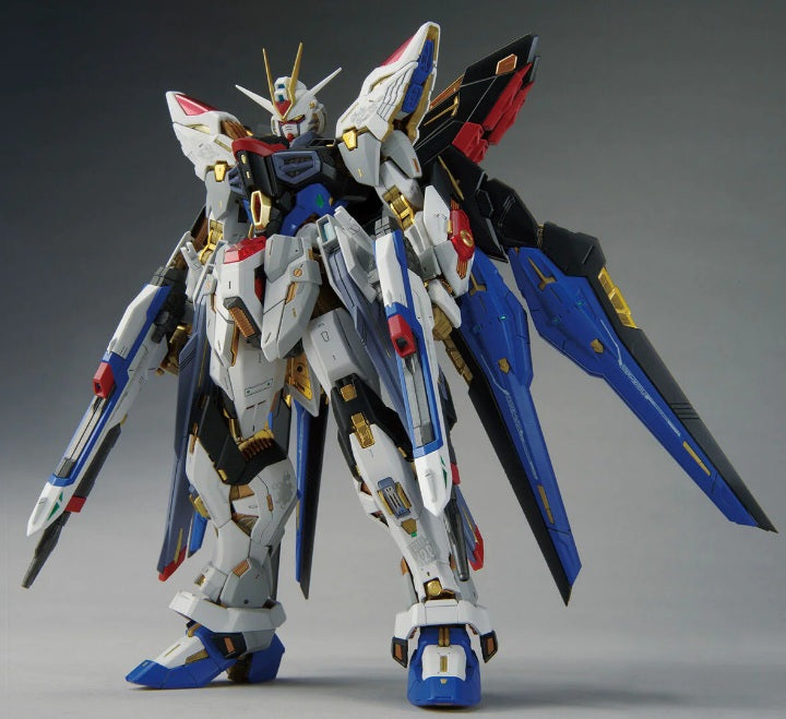 Bandai 1/100 MGEX STRIKE FREEDOM