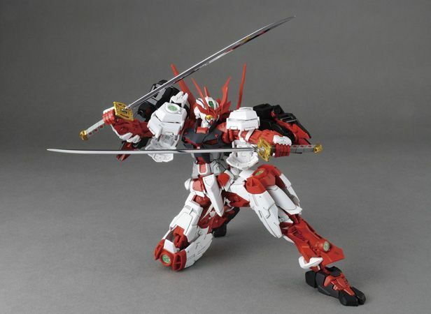 Bandai 1/100 MG Sengoku Astray Gundam