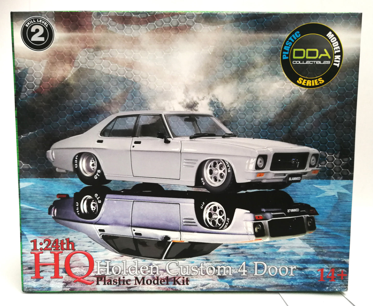 Diecast Distributors 1/24 HQ Holden Custom Slammed Plastic Model Car Kit