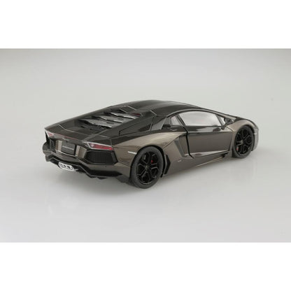 Aoshima 1/24 '11 Lamborghini Aventador LP700-4