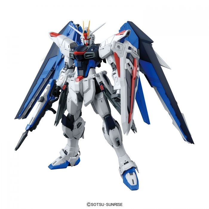 Bandai Master Grade Freedom Gundam Ver 2.0 01