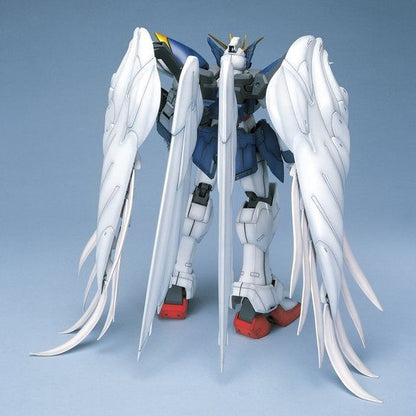 Bandai Perfect Grade W-Gundam Zero Custom 02